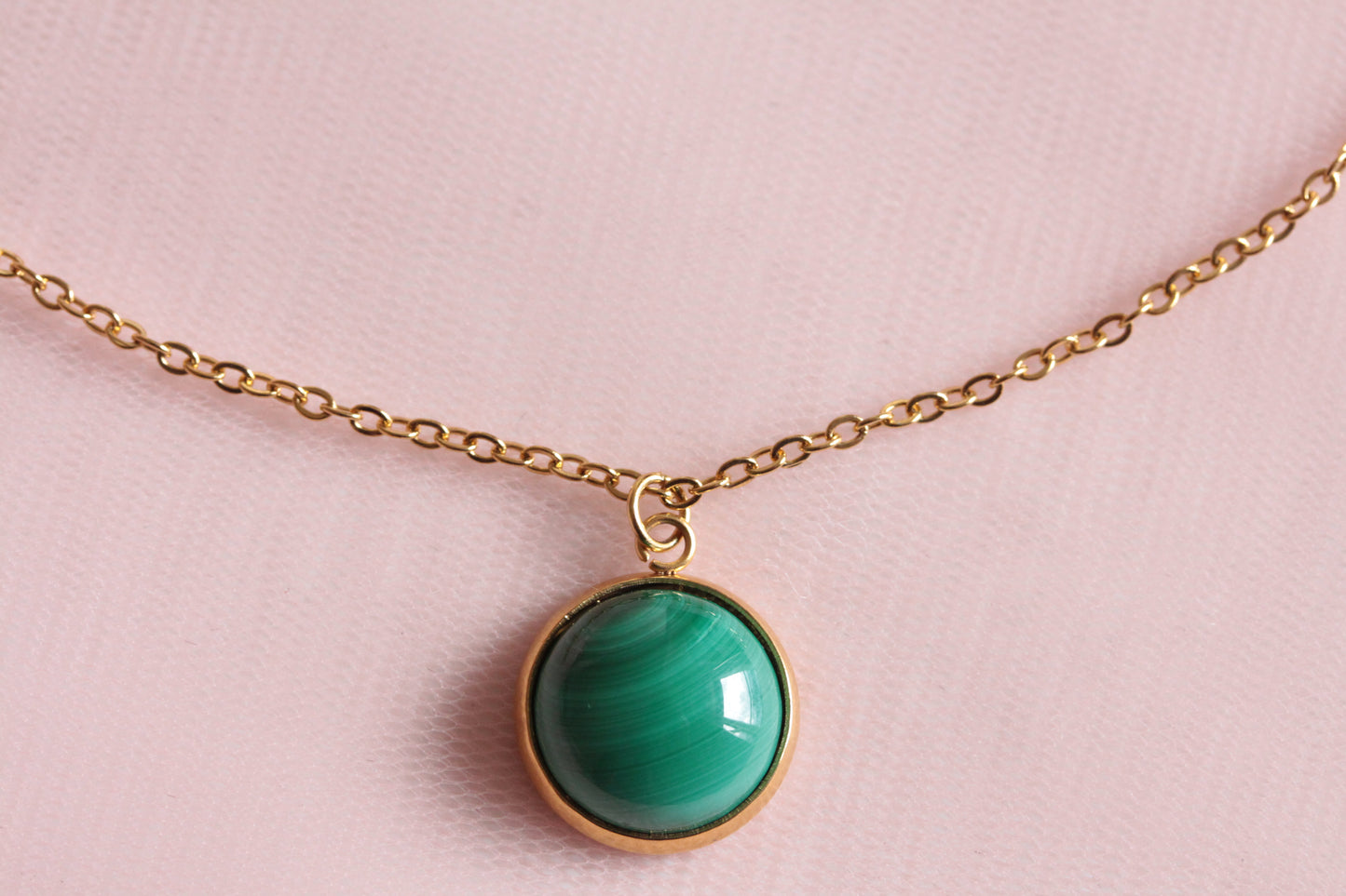 Collier acier inoxydable avec pendentif pierre naturelle malachite