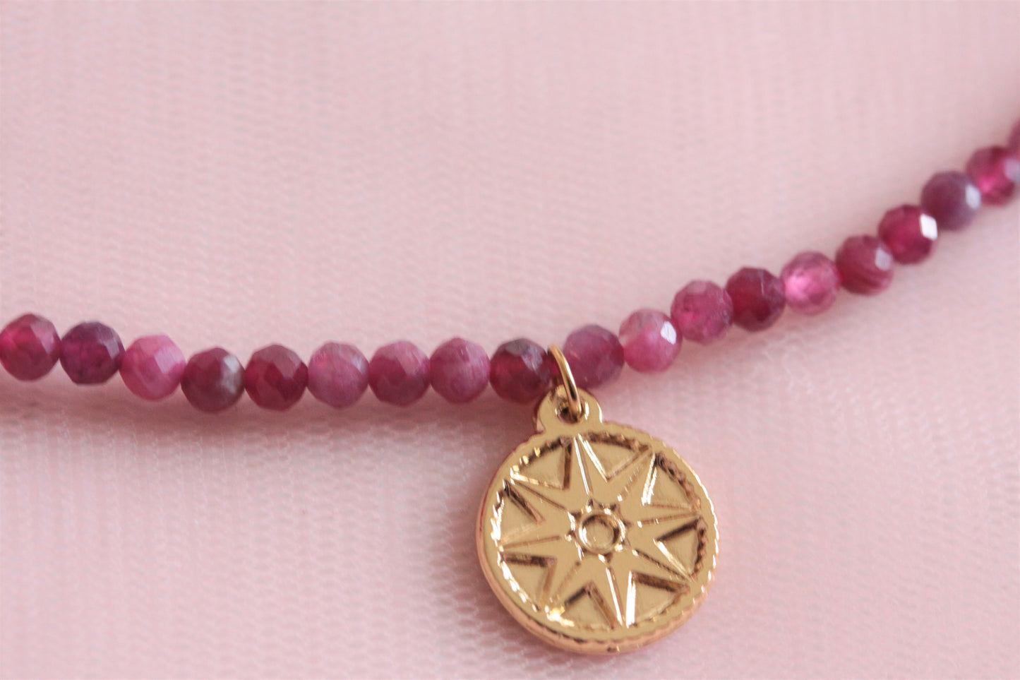 Gingko chain necklace and gold-plated flowers, brass chain gilded with fine gold Sylvia