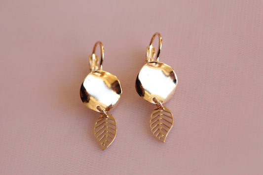 Aurélia fine gold-plated freshwater pearl sleeper earrings