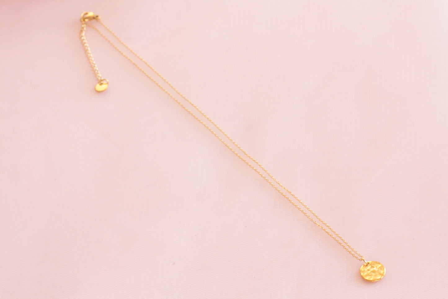 Gingko chain necklace and gold-plated flowers, brass chain gilded with fine gold Sylvia