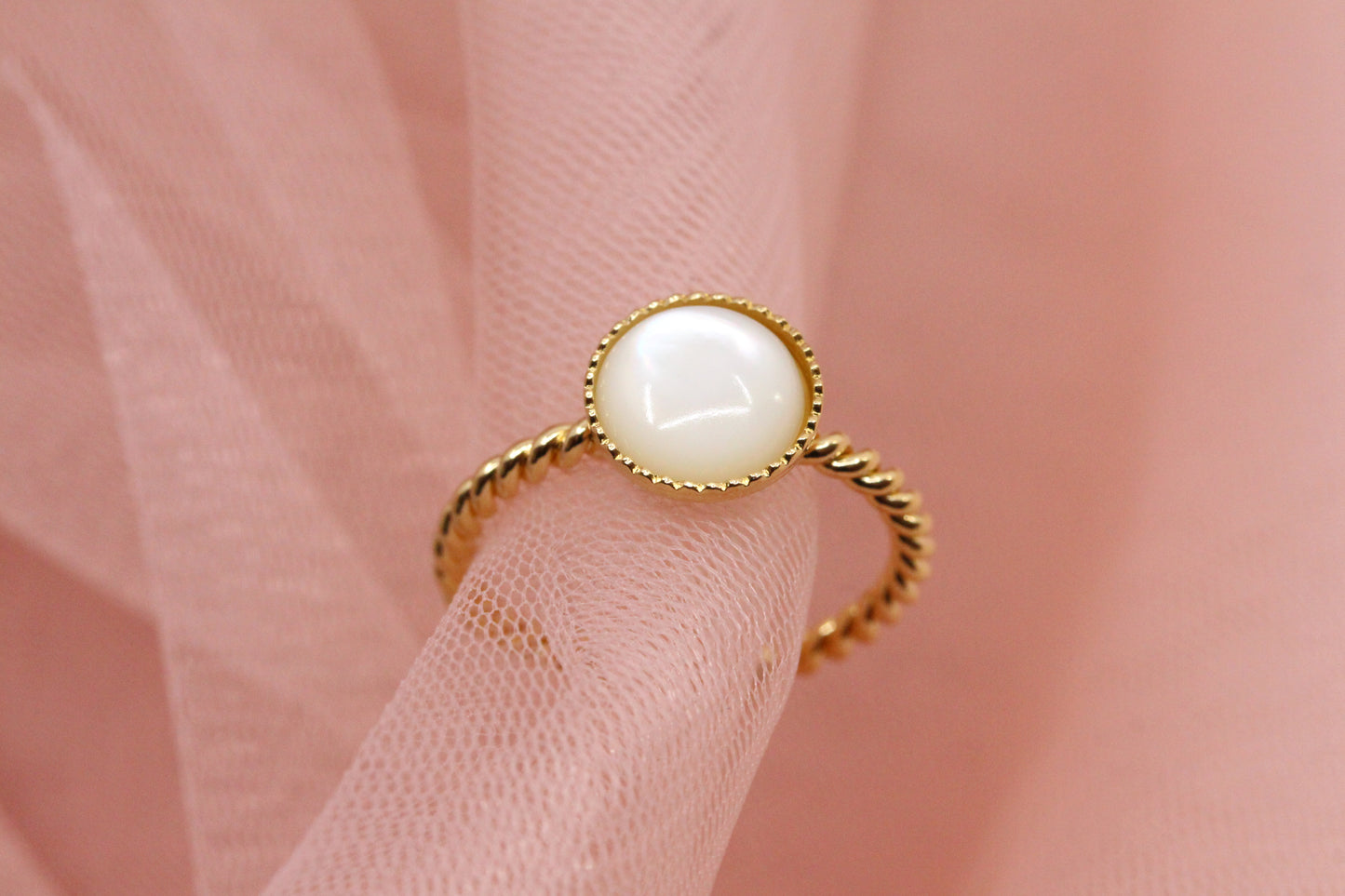 Copy of Openwork mother-of-pearl ring gilded with 24 carat fine gold Lorie