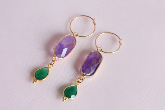 Mini creoles gold plated amethyst and malachite pendant / golden earrings with fine stone pendant